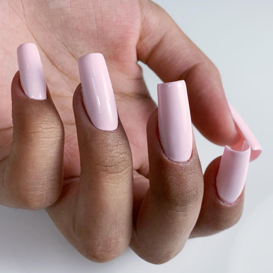 Наращивание ногтей