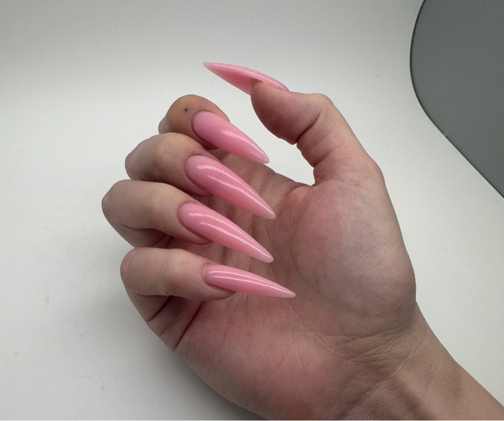 Наращивание ногтей