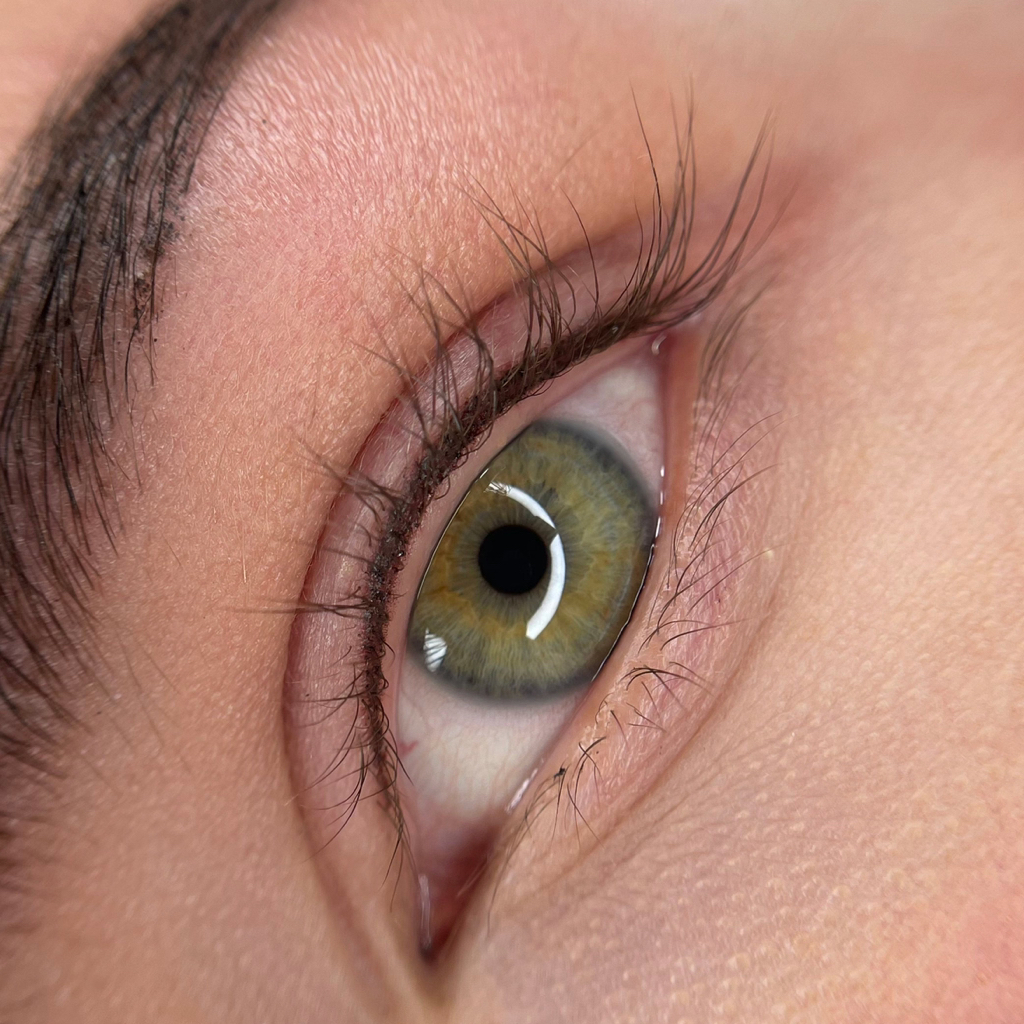 Перманентный макияж век ( межресничка)