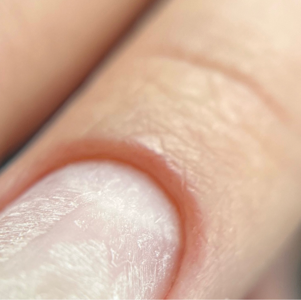 Маникюр без покрытия