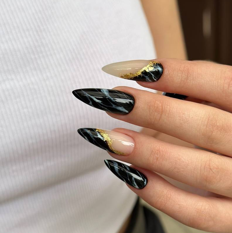 наращивание ногтей