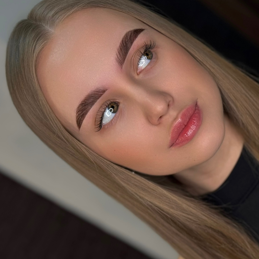 Долговременная укладка + окрашивание+оформление воском/пинцетом