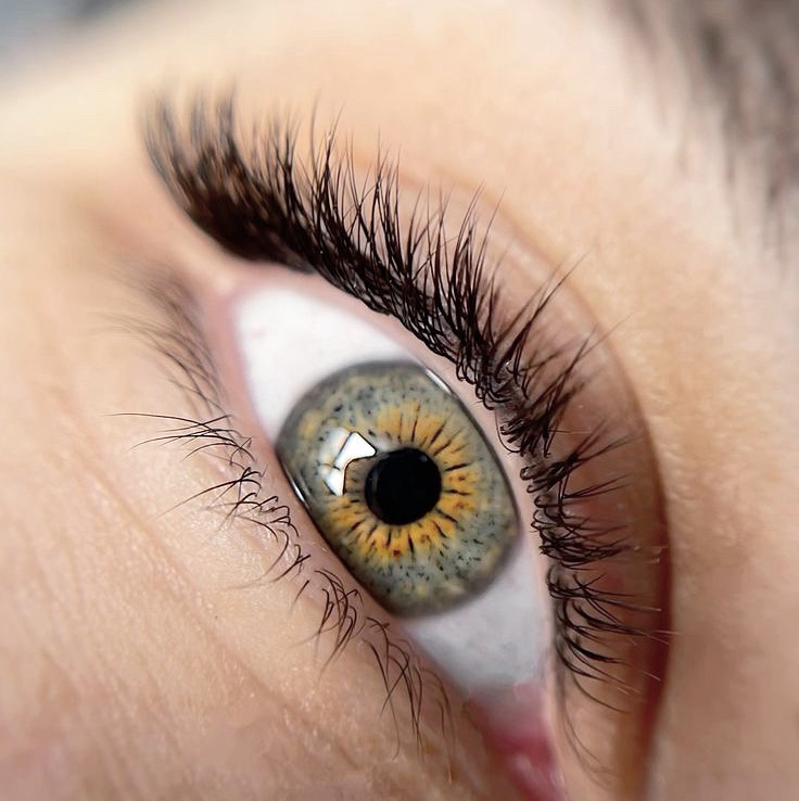 Наращивание ресниц 2D