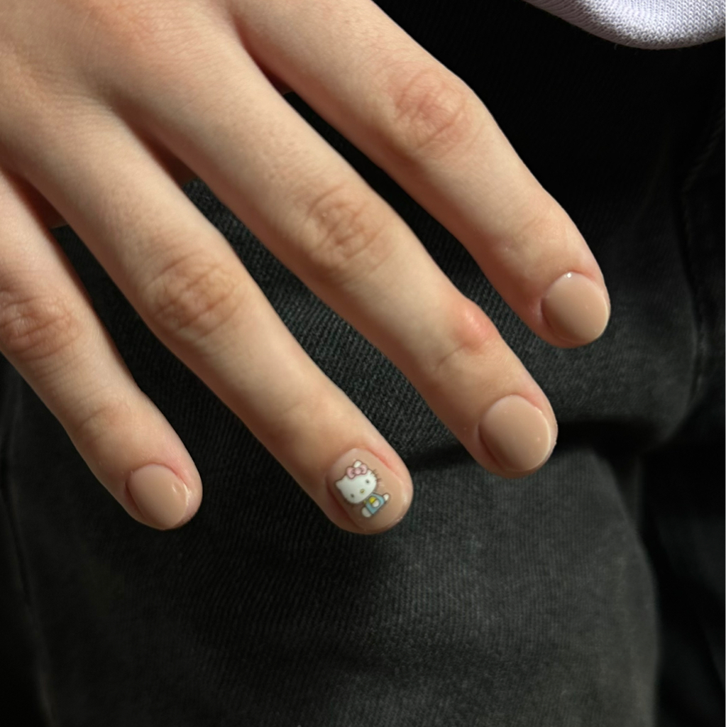 Детский маникюр с покрытием