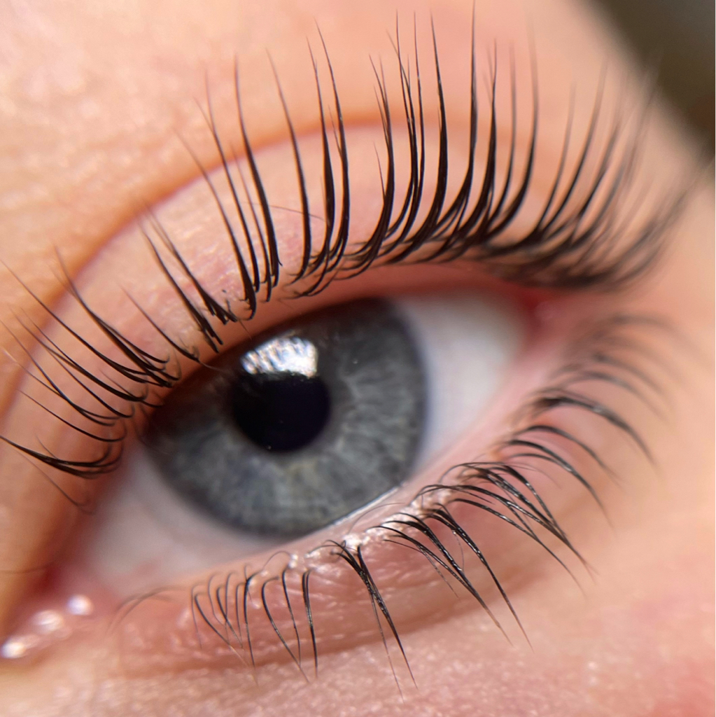 Двойное ламинирование ресниц