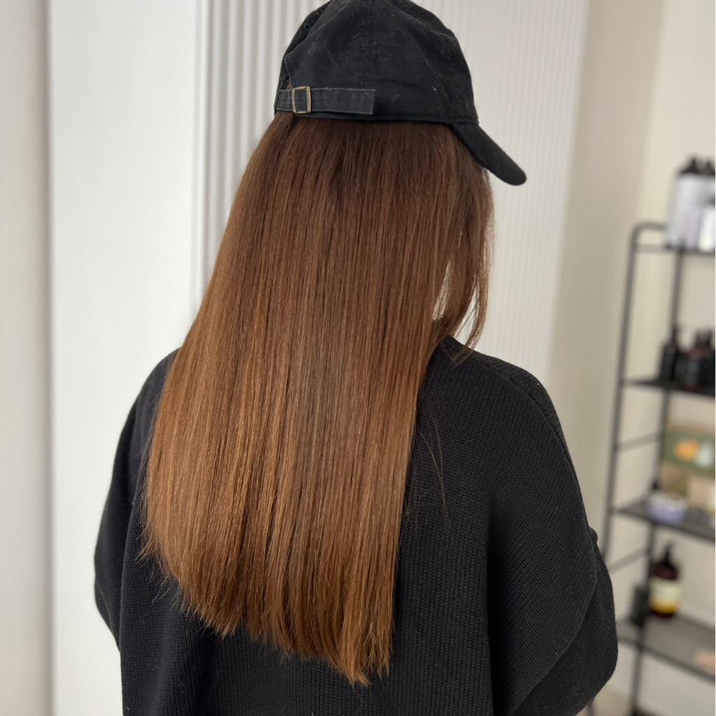 Салонный уход Davines, Insight, Virgin hair, авторский уход.  Подбирается под тип волоса и основные задачи. Стоимость зависит от длины волос.