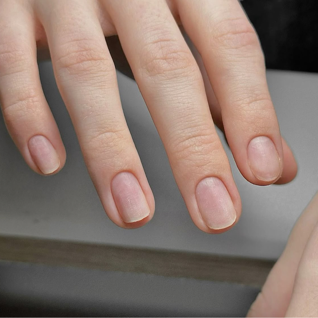 Маникюр без покрытия