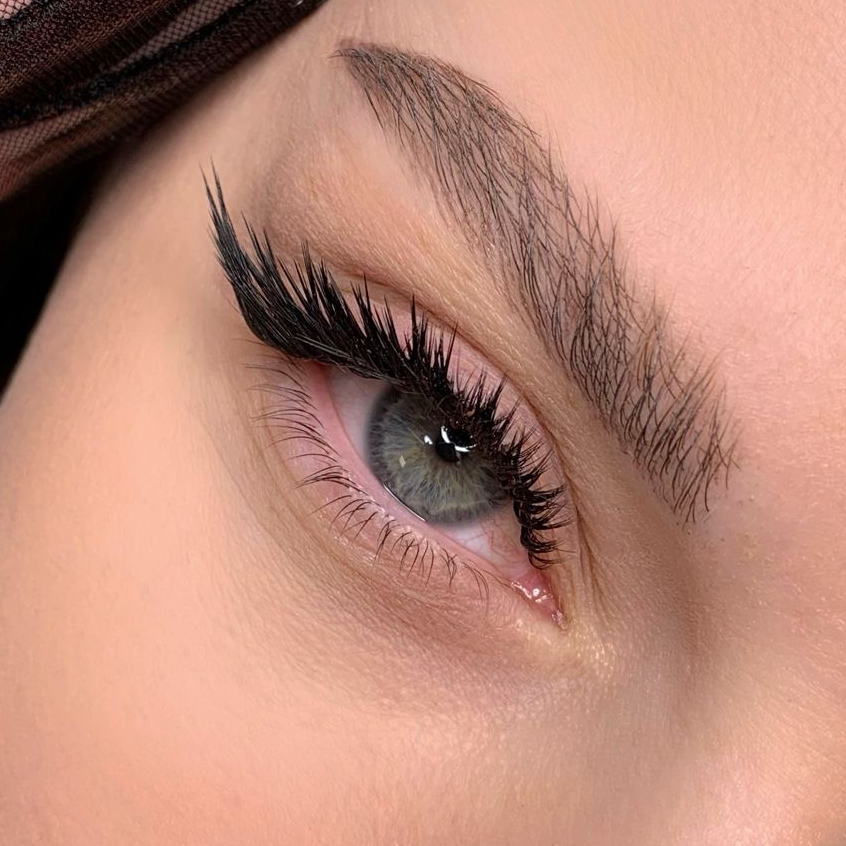 Наращивание ресниц 4д