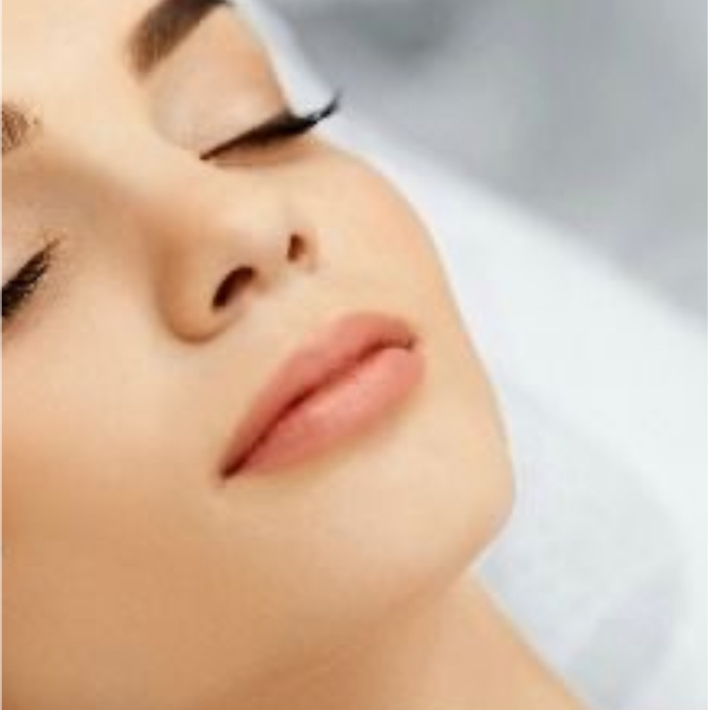 Депиляция (воск/шугаринг) - усики