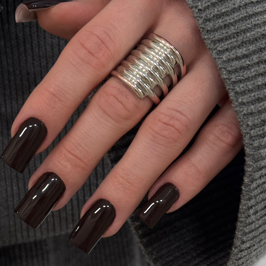 Маникюр с покрытием гель лак  (Снятие, маникюр, укрепление гелем всех ногтей, небольшой ремонт, покрытие гель лак, легкий дизайн)