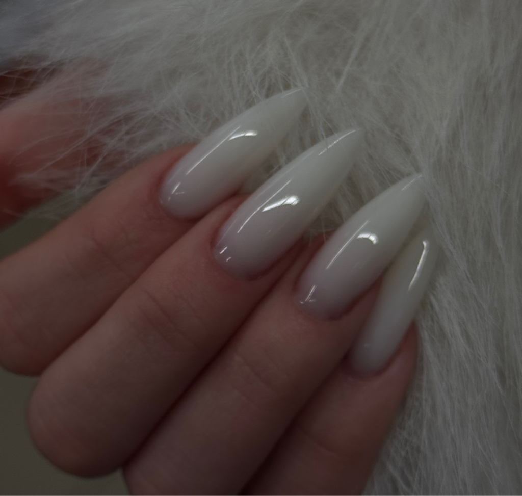 «Маникюр + наращивание ногтей(до 6-ой длины)  + гель лак+ легкий дизайн»