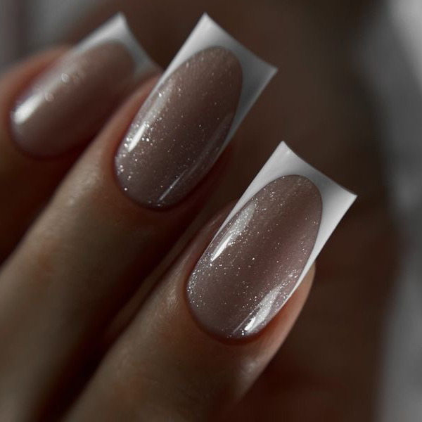 Маникюр работа 12