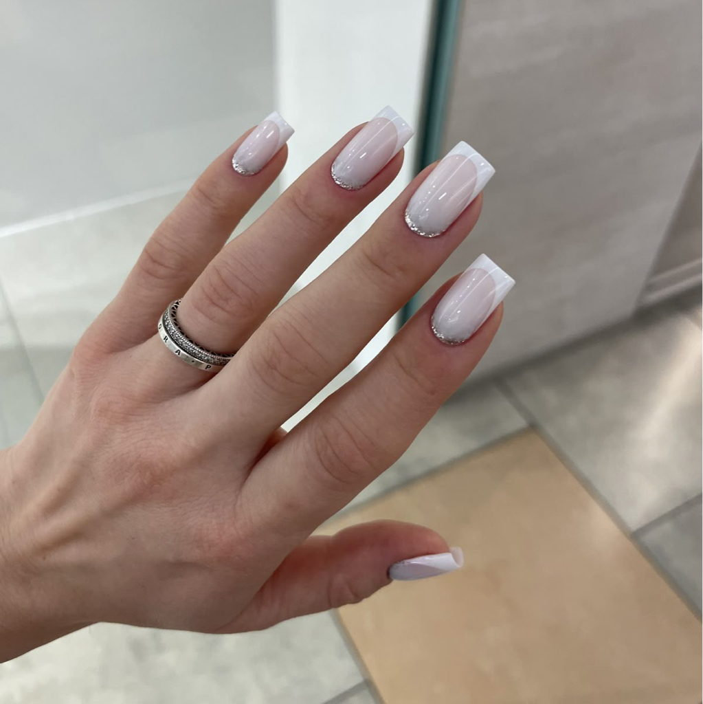 Маникюр работа 7