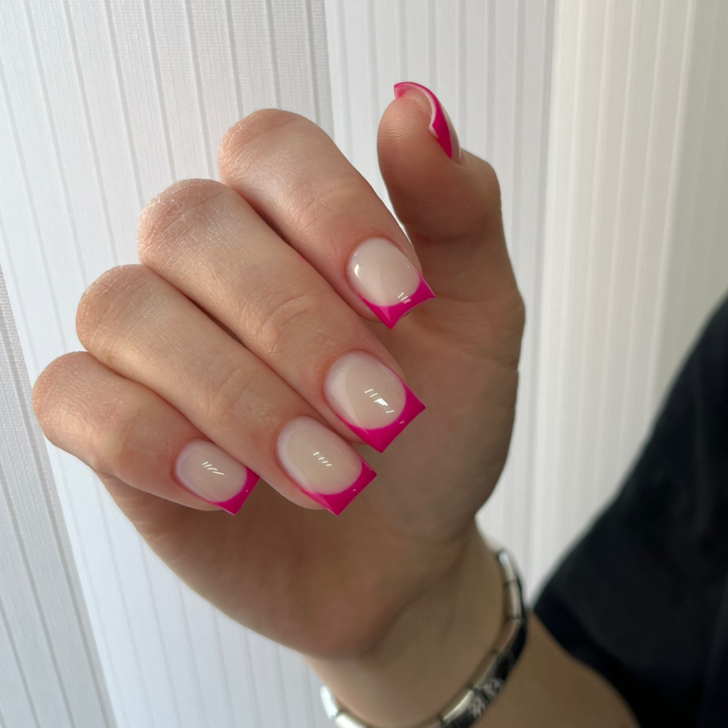 Маникюр с покрытием + дизайн / Профи мастер  (Маникюр + снятие + укрепление гелем + покрытие гель лаком + дизайн)