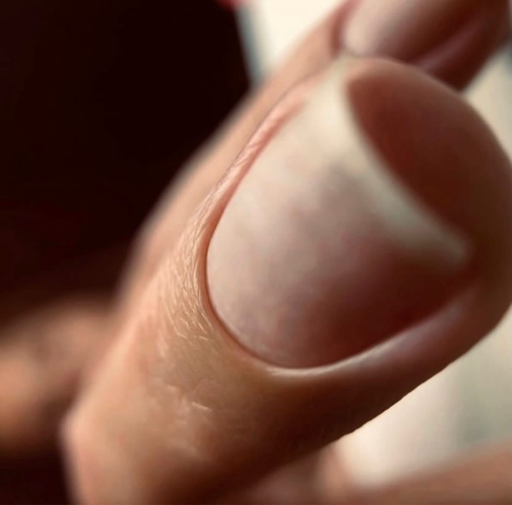 Маникюр без покрытия