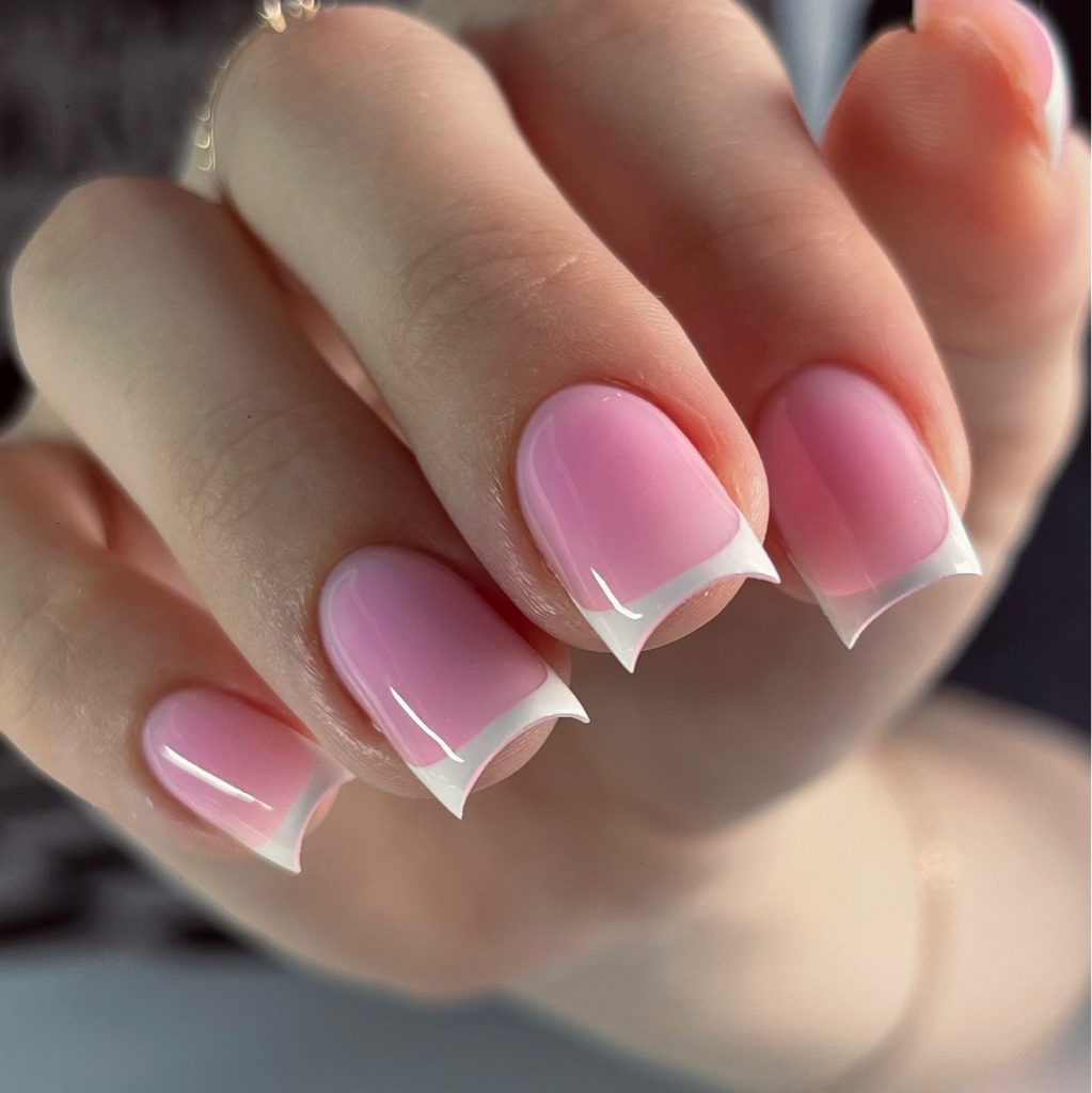 Маникюр+укрепление+покрытие (дизайн)