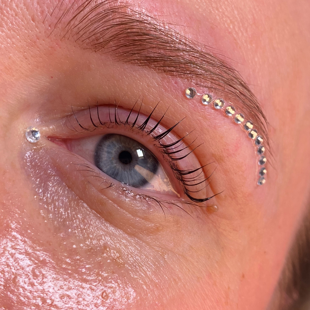 Окрашивание ресниц краской