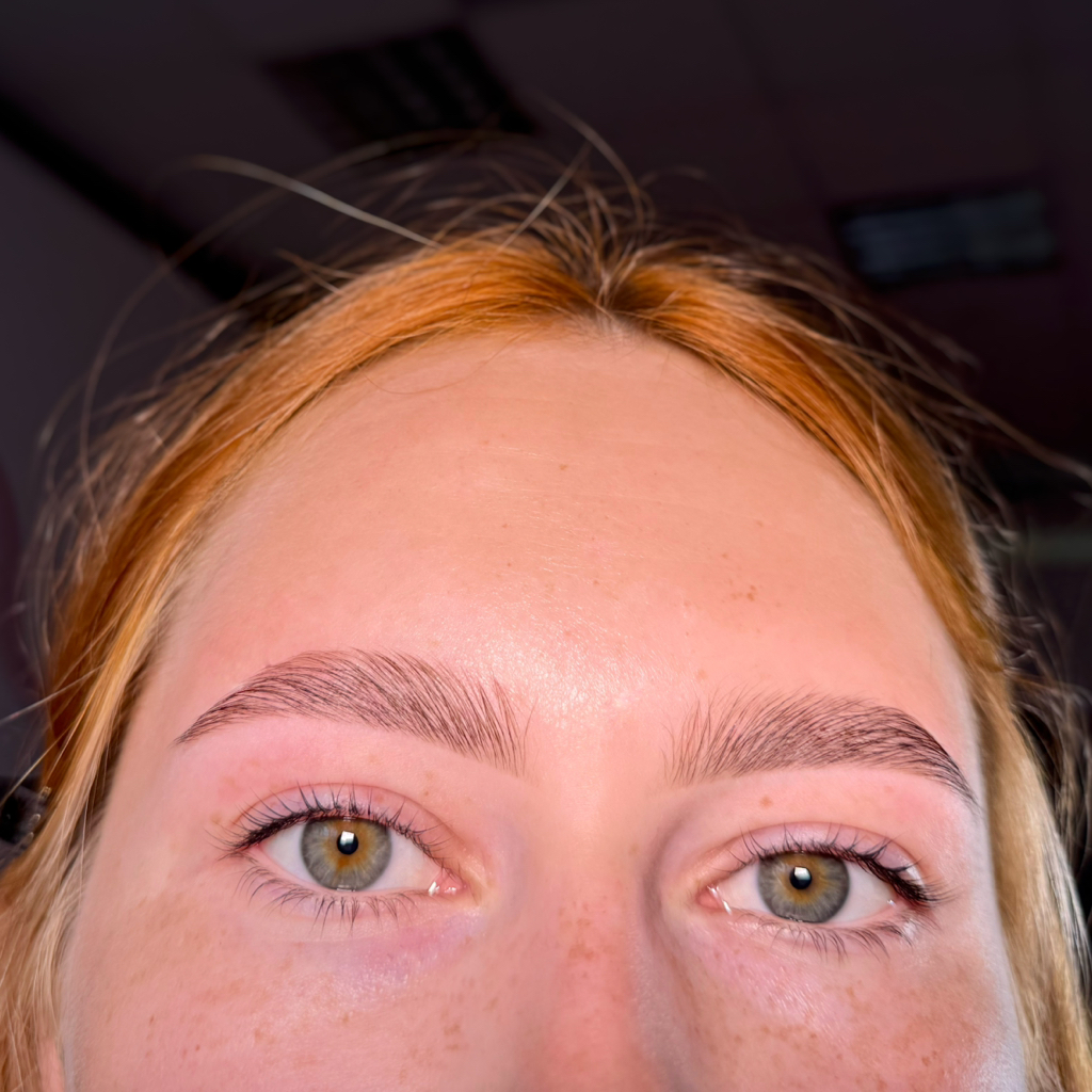 Ламинирование бровей с коррекцией