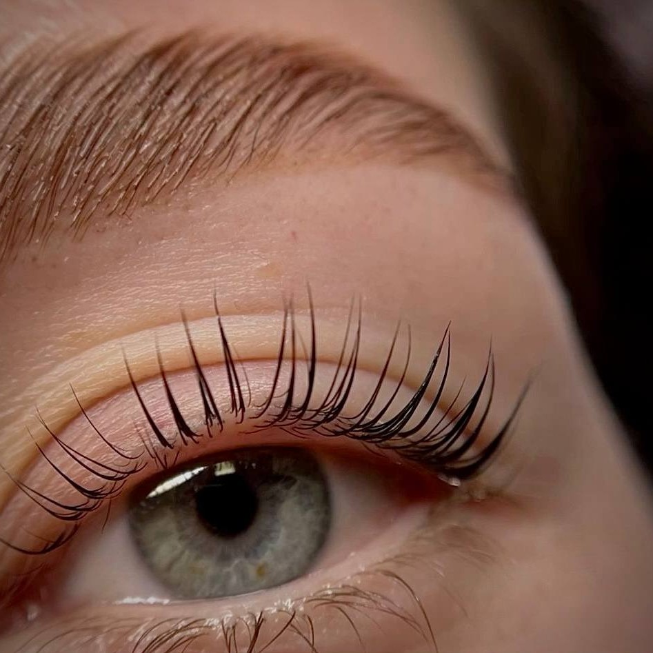 КОМБО лами ресниц + лами бровей+ оформление бровей + уход