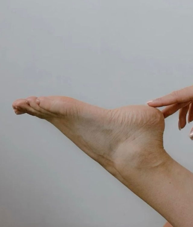 Pedicure bez malowania (palce + stopy)