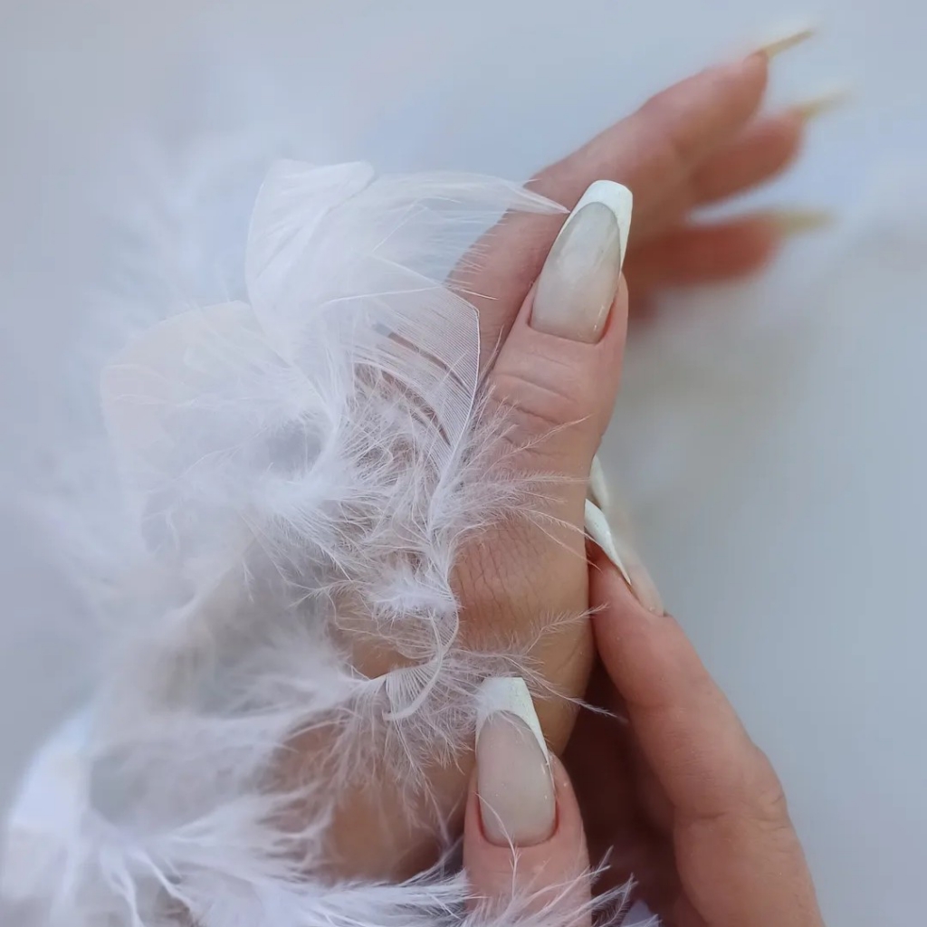 Наращивание ногтей