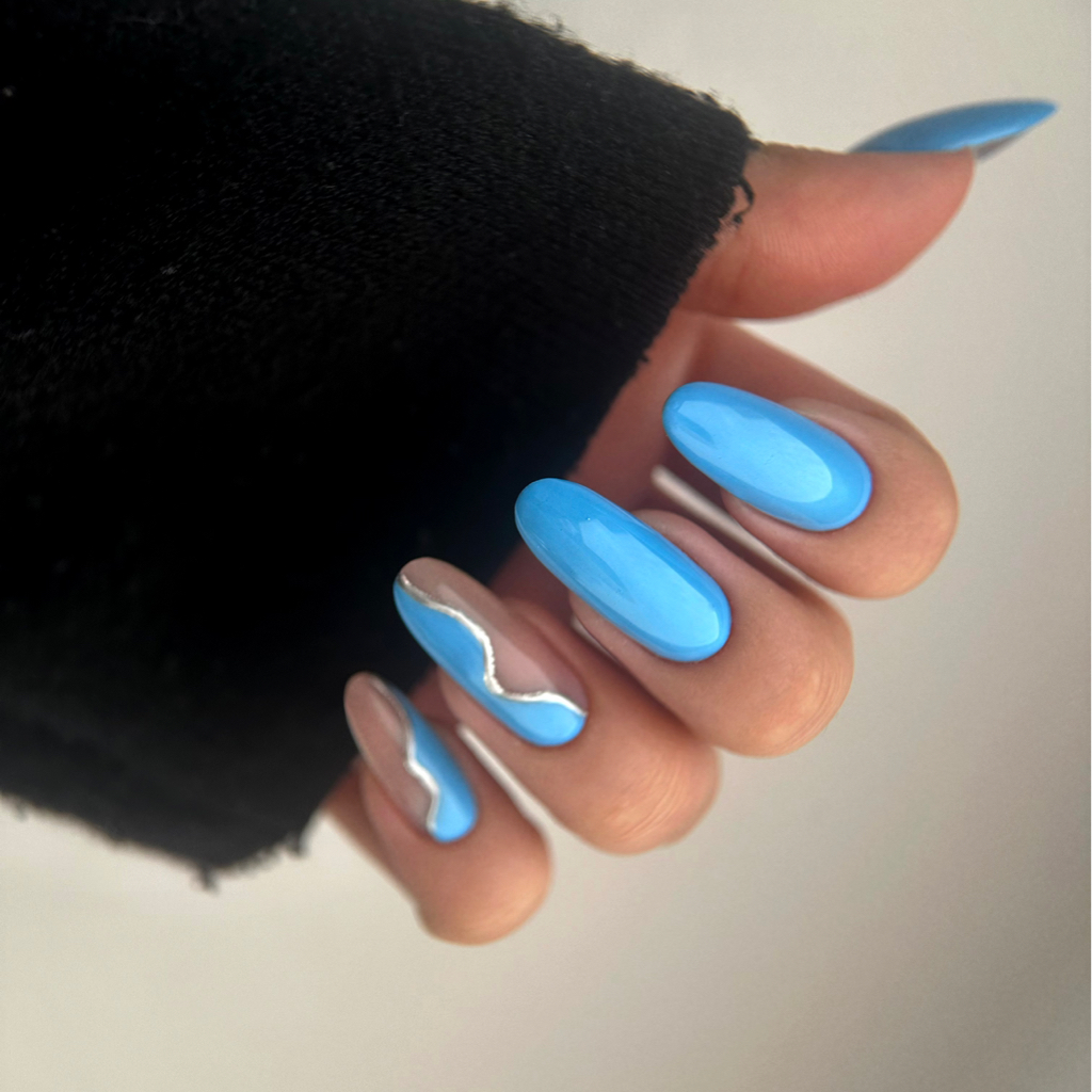 Наращивание ногтей