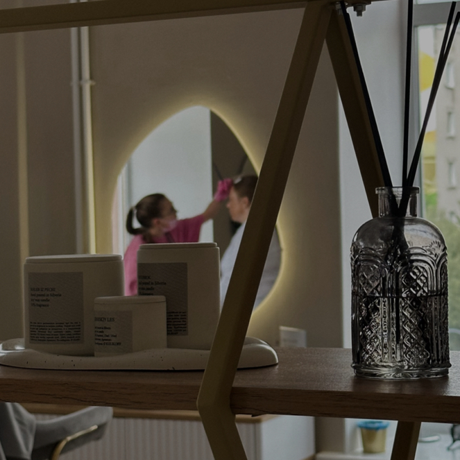 Депиляция зоны лица воском (над губой + крылья носа)