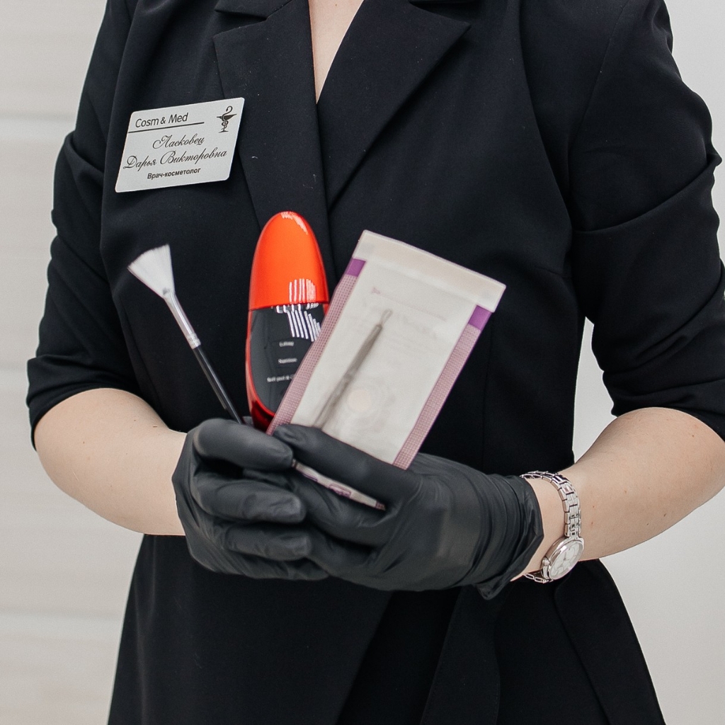 Комбинированная чистка лица + фитопилинг Christina (Израиль)