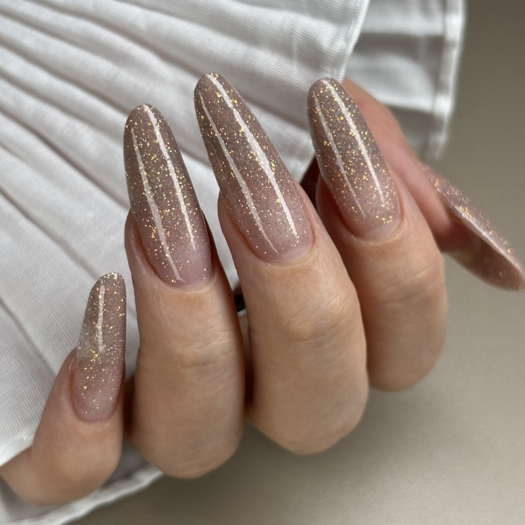 Маникюр с моделированием гель/полигель и покрытием гель-лак