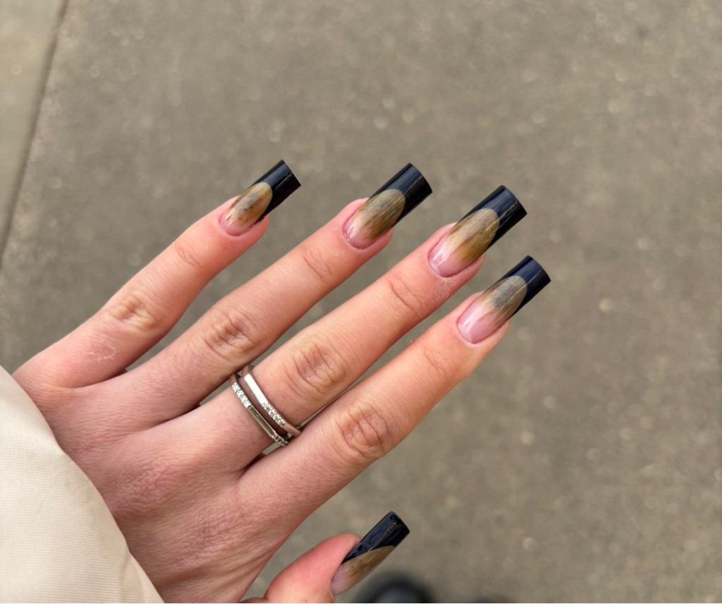 Французский маникюр