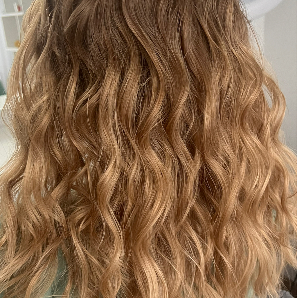 Локоны или прическа