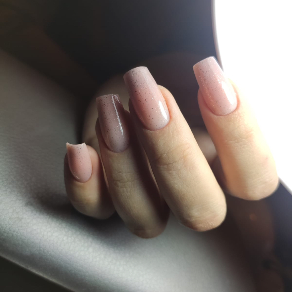 Маникюр с покрытием (длинные ногти, Мастер)