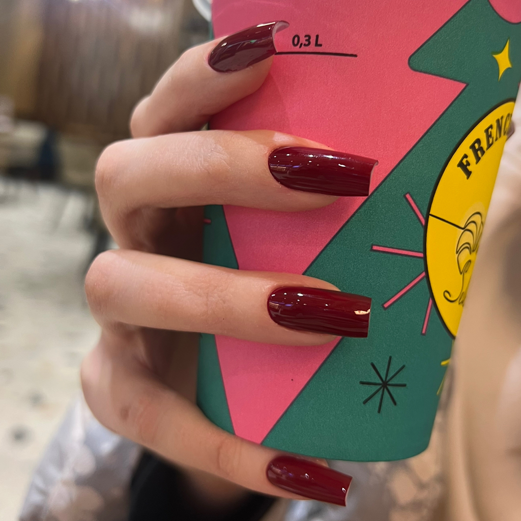 Маникюр (коррекция) короткая длина 0-2