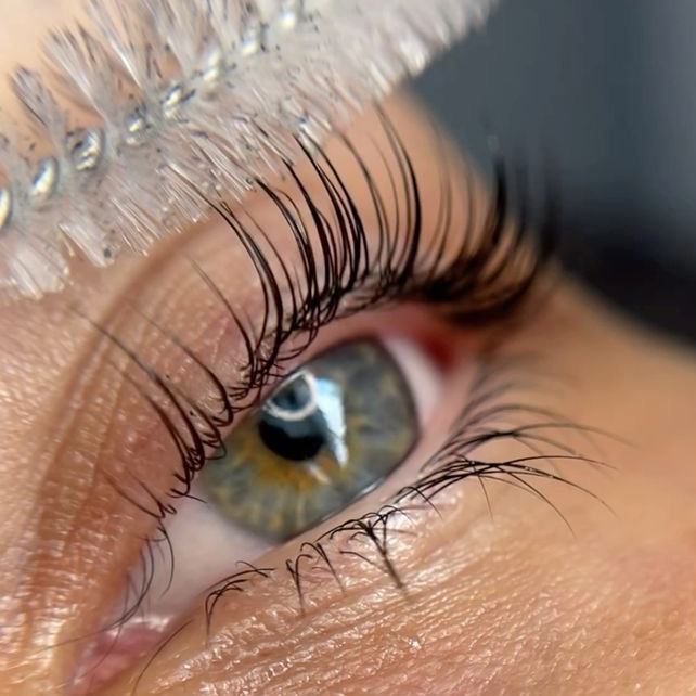 Ламинирование ресниц