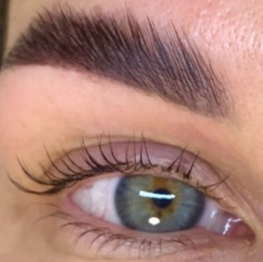 Долговременная укладка  Входит: ламинирование, окрашивание и коррекция