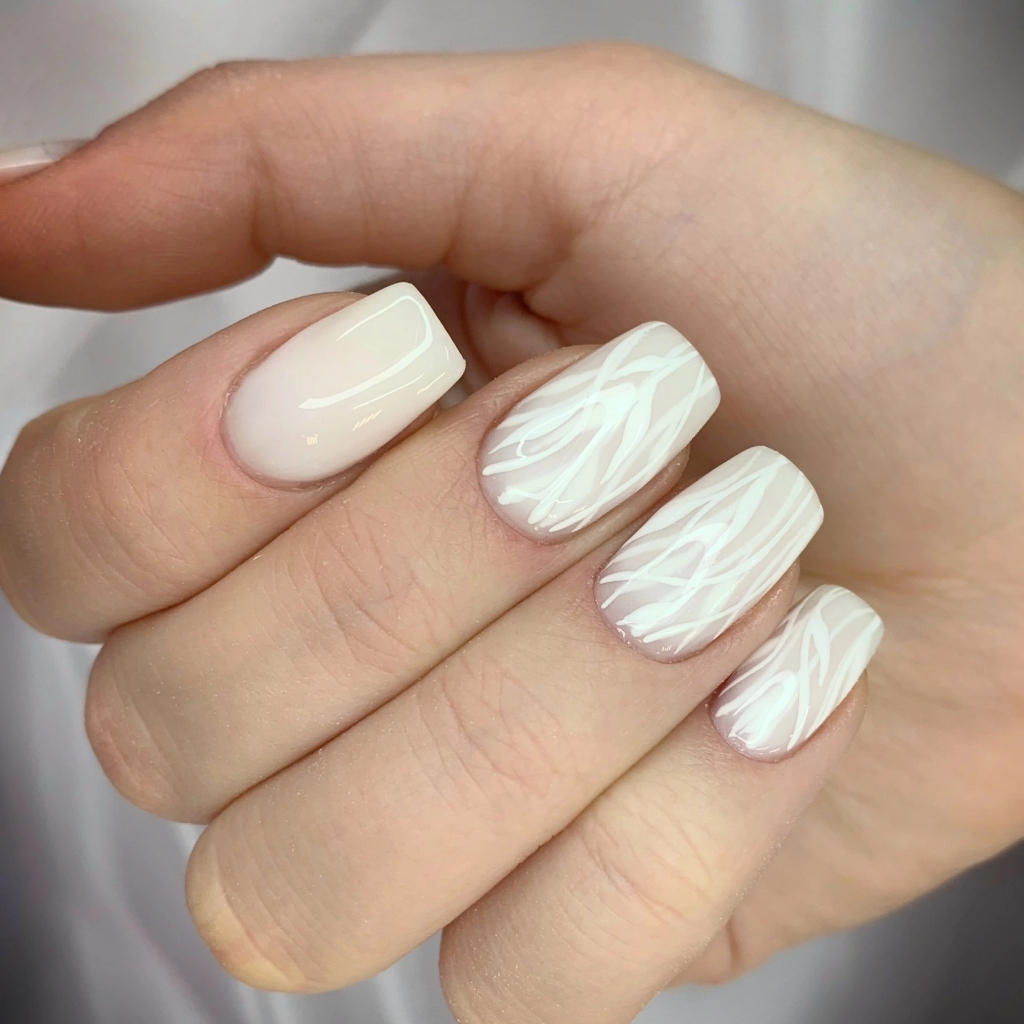 Маникюр с покрытием гель лак