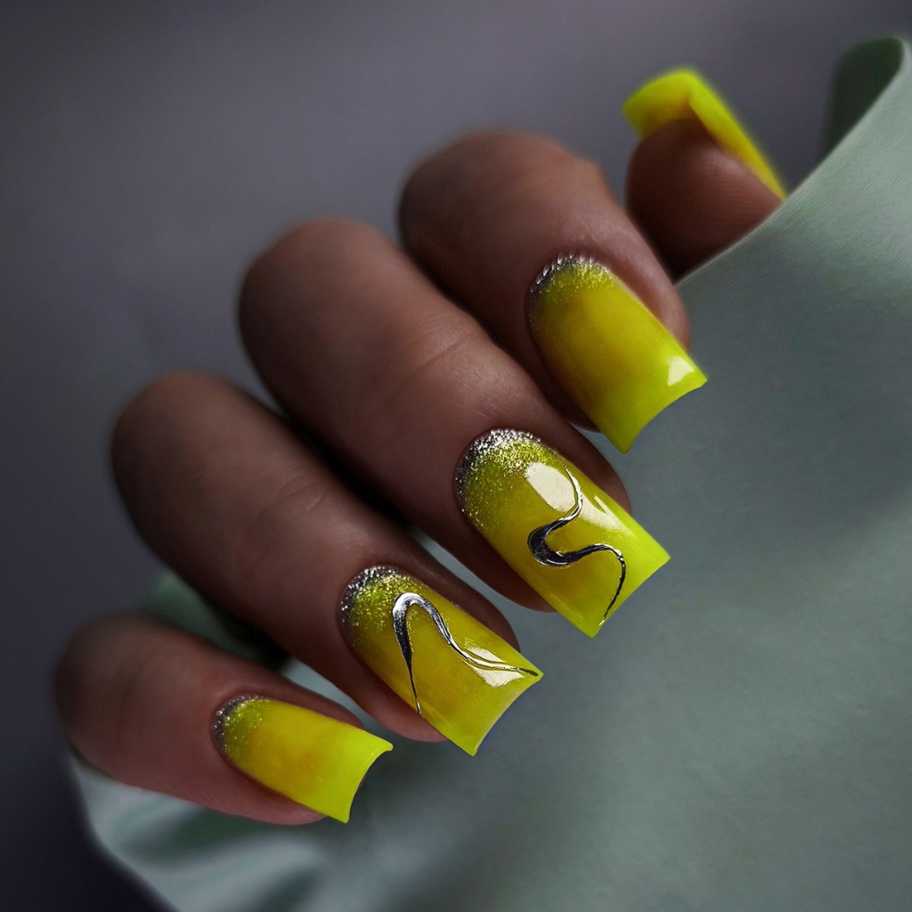 Коррекция/укрепление ногтей (длина выше размера N°3)