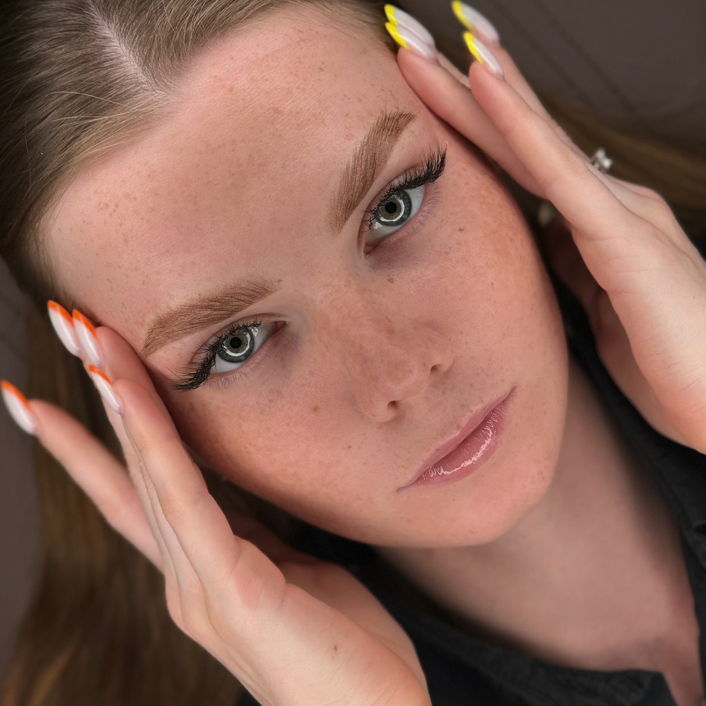 Перманентный макияж брови / межресничка (первичная процедура)