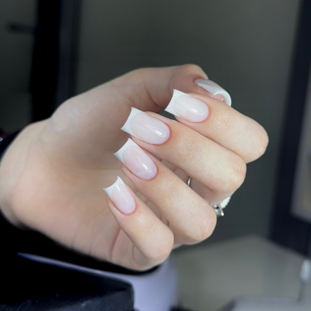 Маникюр Френч