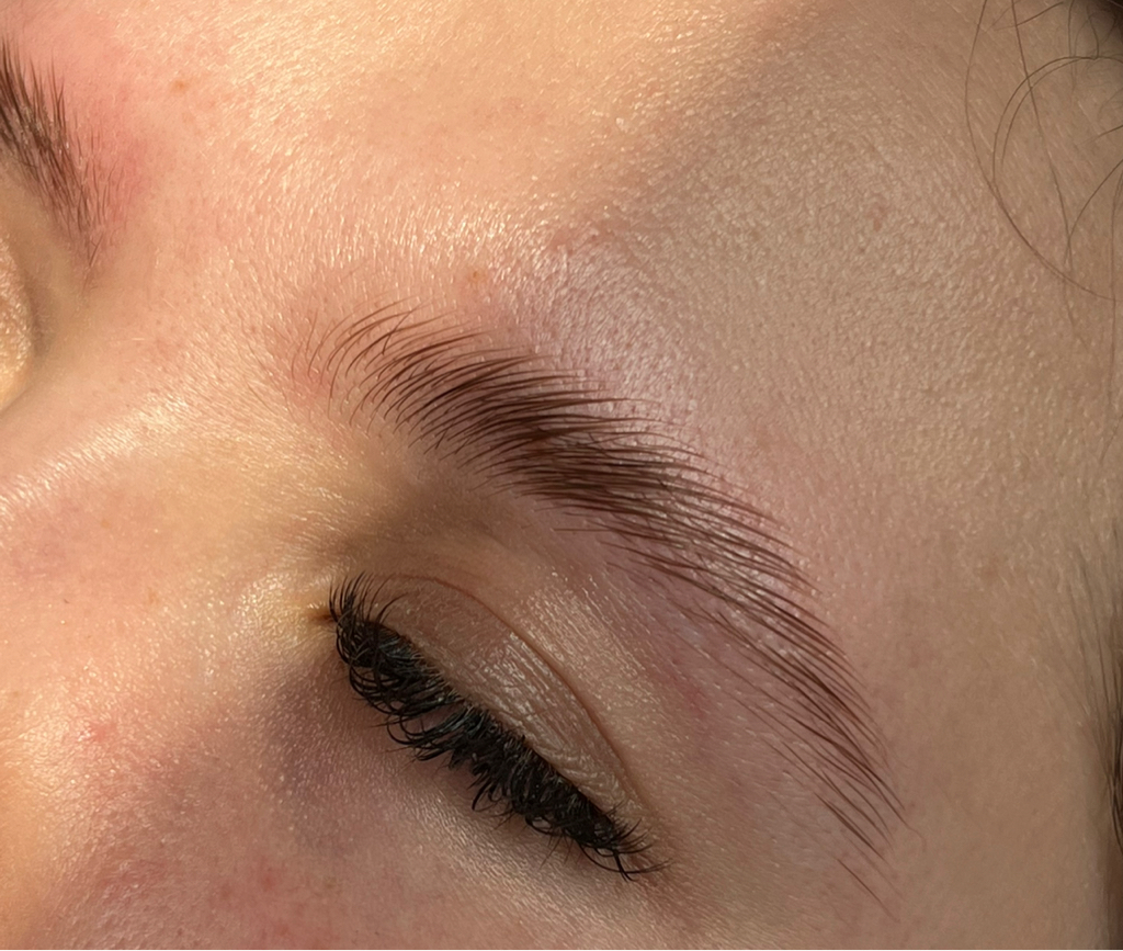 Ламинирование бровей (ламинирование, коррекция)