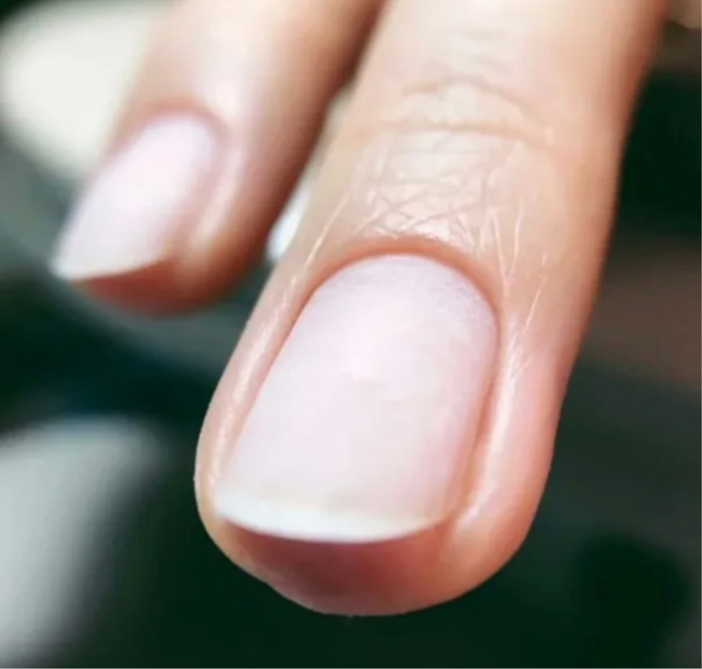 Комби маникюр без покрытия