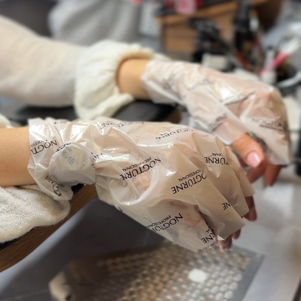 Комбо! Маникюр+однотонное покрытие гель-лаком+Spa для рук