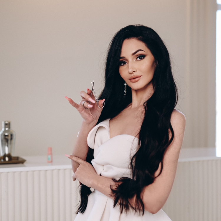 Долга Вікторія