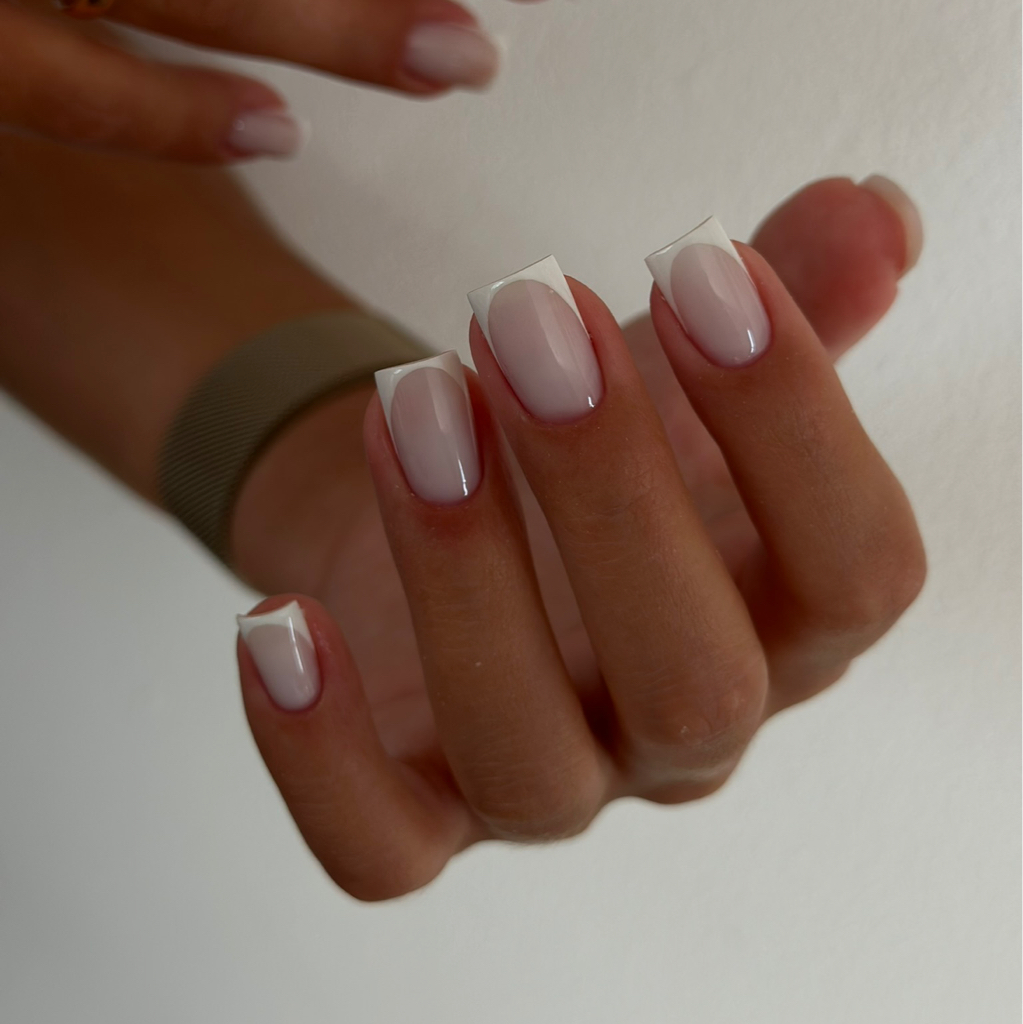 Французский маникюр