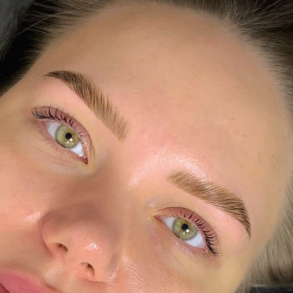 Ламинирование бровей с окрашиванием