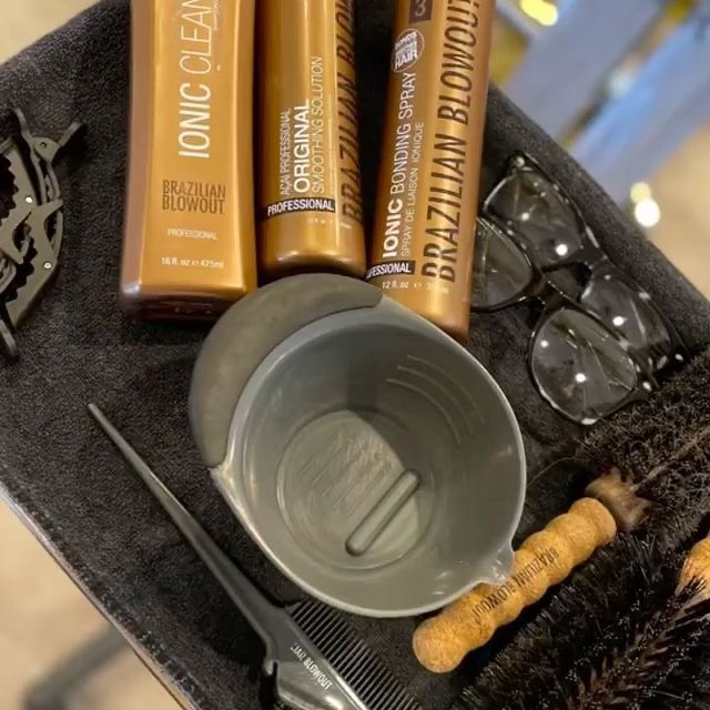 разглаживание челки