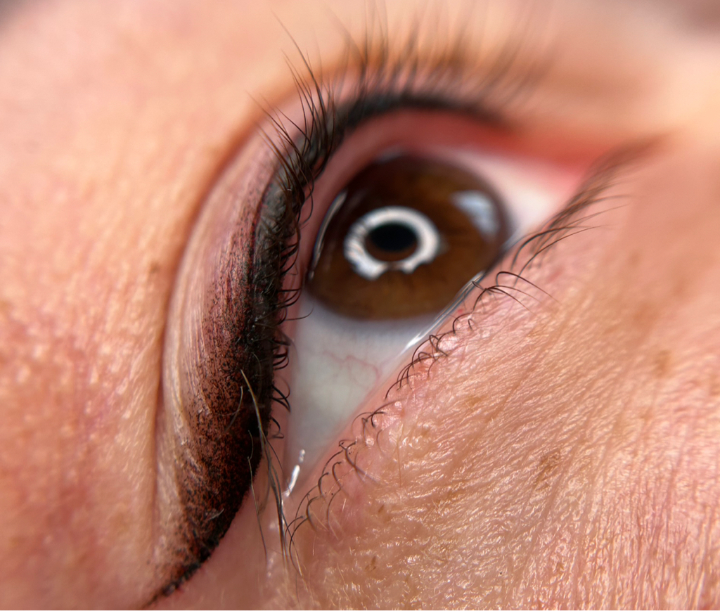 Перманентный макияж глаз