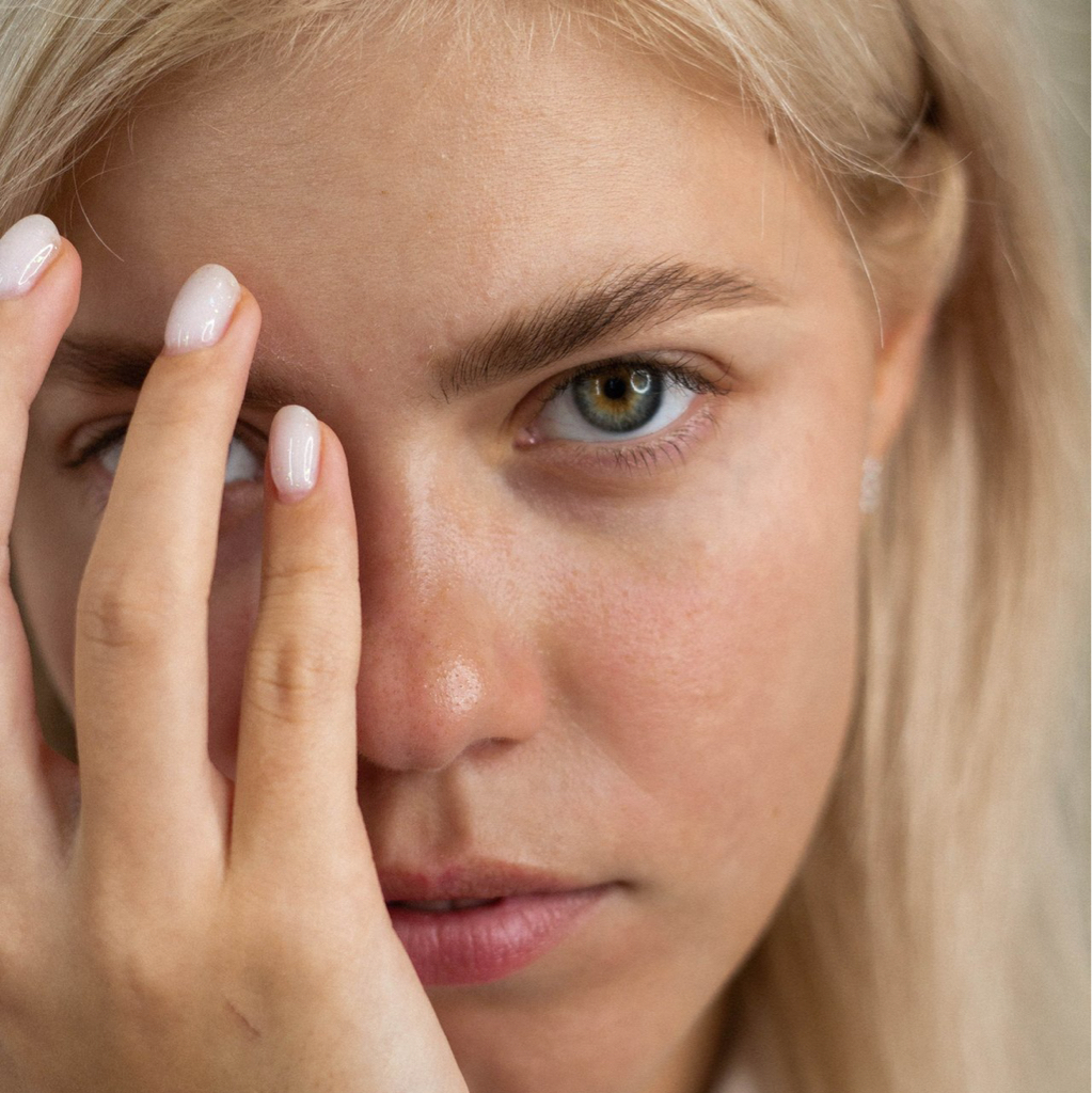 Оформление и окрашивание бровей