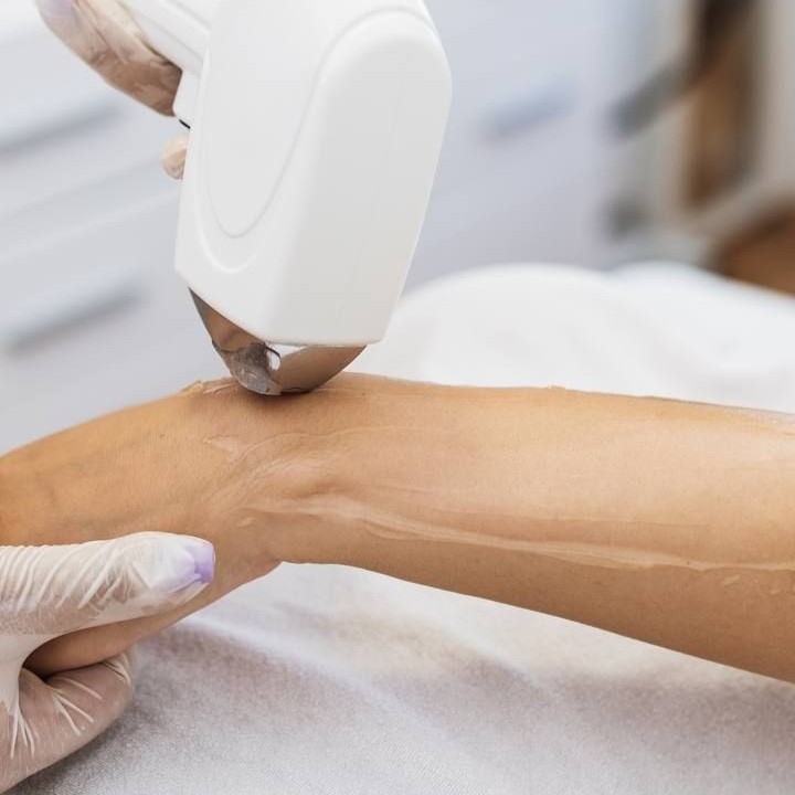 ЛАЗЕР М: РУКИ ДО ЛОКТЯ