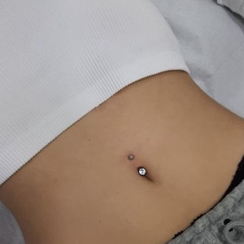 Пирсинг пупка